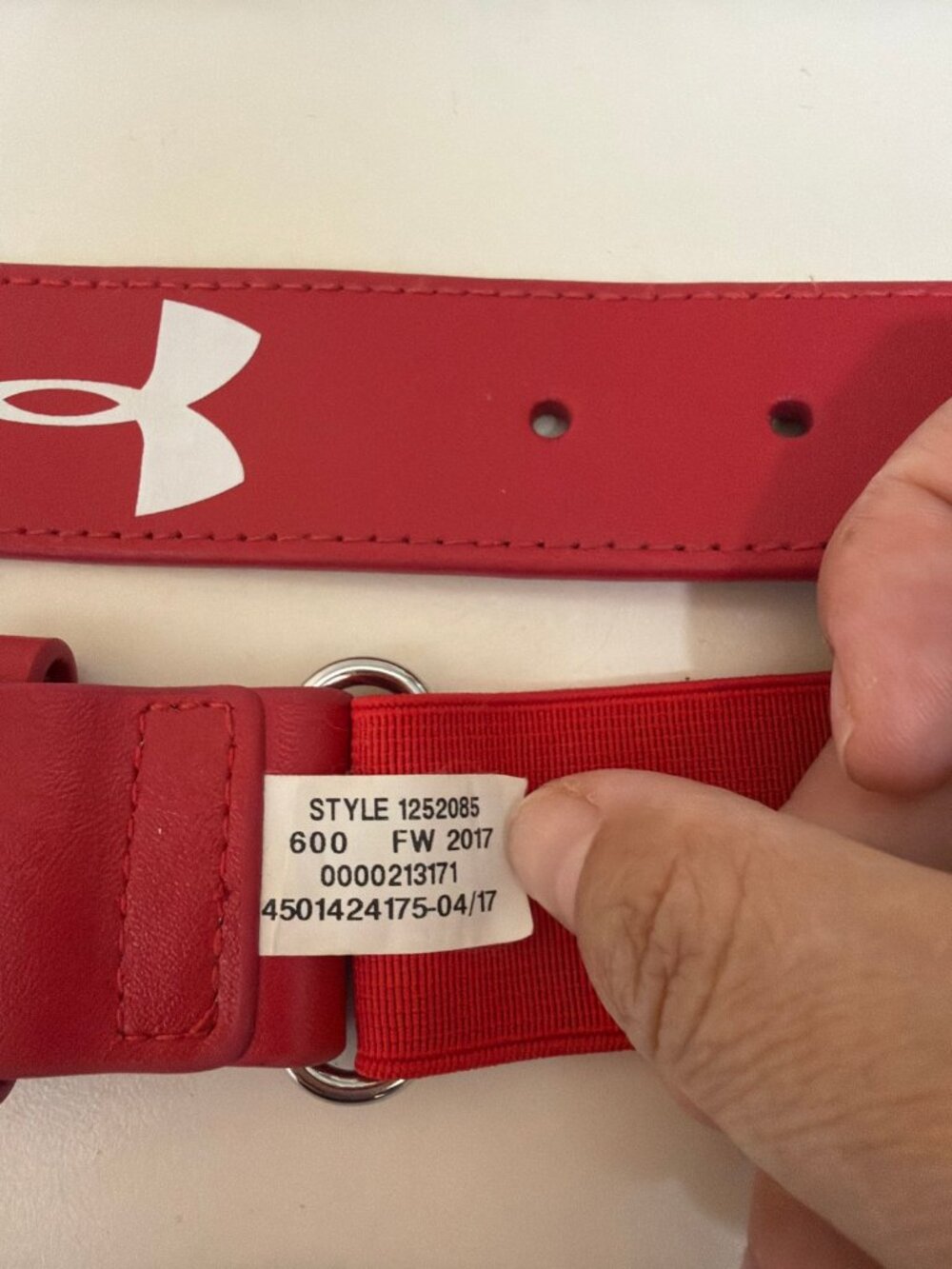 Under Armour Red Baseball Softball Belt Style 1252085 Like New